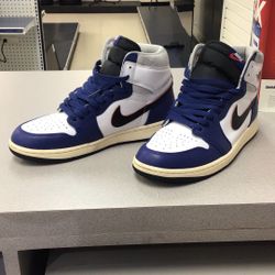 Jordan’s 1’s Sz 9