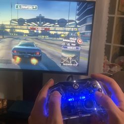 Deep Blue Xbox One S Limited Edition 