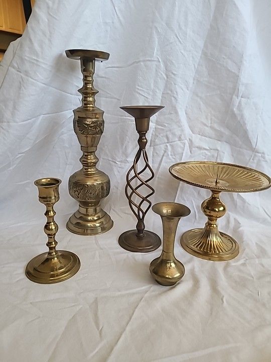 Mixed Lot Vintage Brass Candlesticks Holders Vase Weddings Events Party Parties Christmas 
