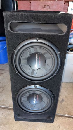 Pioneer TS-W311D4  12”