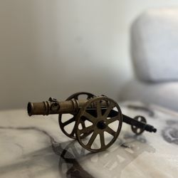 Vintage Military Artillery Brass Desktop Model Cannon Moving Wheels & Carriage