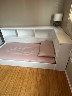 Twin bed