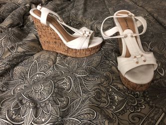 White wedges