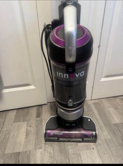 Shark vacuum y Eureka Innova
