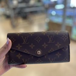 Louis Vuitton Monogram Wallet AUTHENTIC