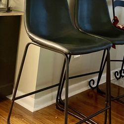 Leather Like Black Counter Height Barstools 