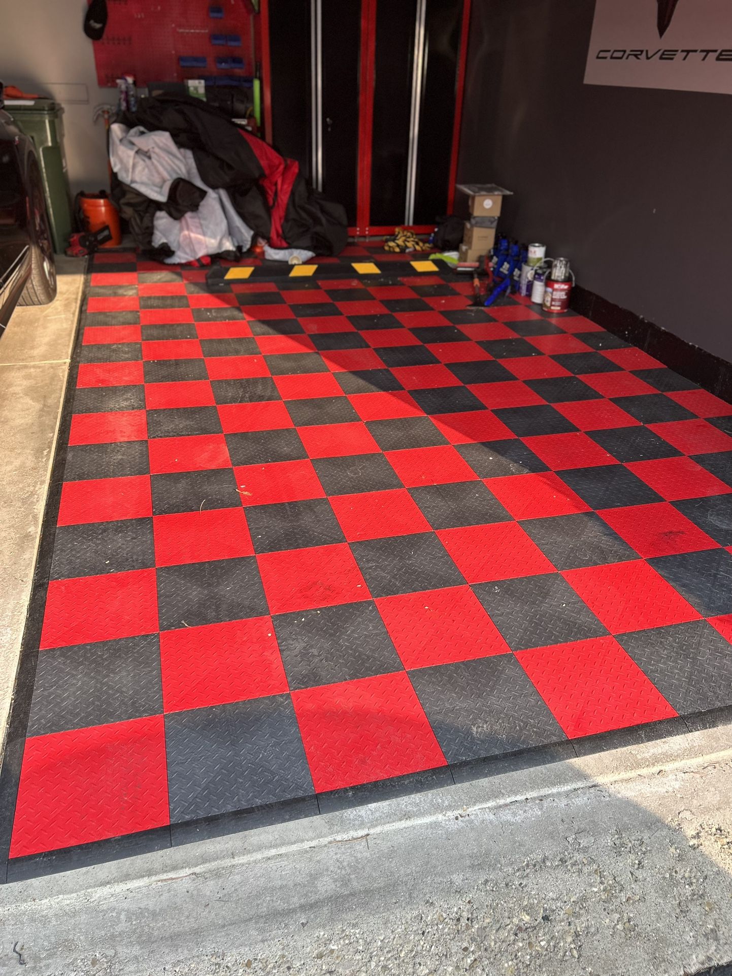 Diamond Tread Pvc Garage Floor Tiles for Sale in Gurnee, IL OfferUp