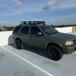 2004 Isuzu Rodeo