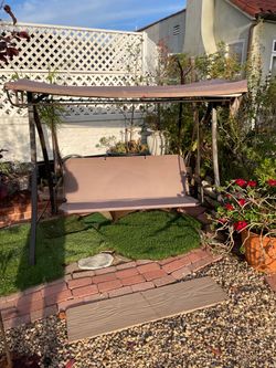 Outdoor Patio Swing – 2-Person