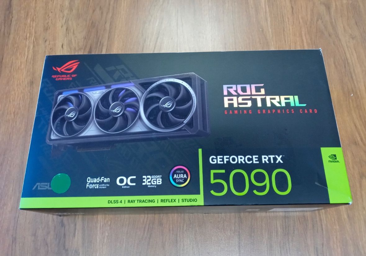 ASUS - ROG Astral NVIDIA GeForce RTX 5090 32GB GDDR7 Gaming Graphics Card