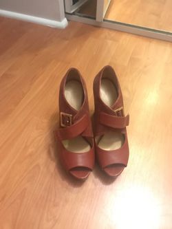 Michael Kors platform block heels size 8