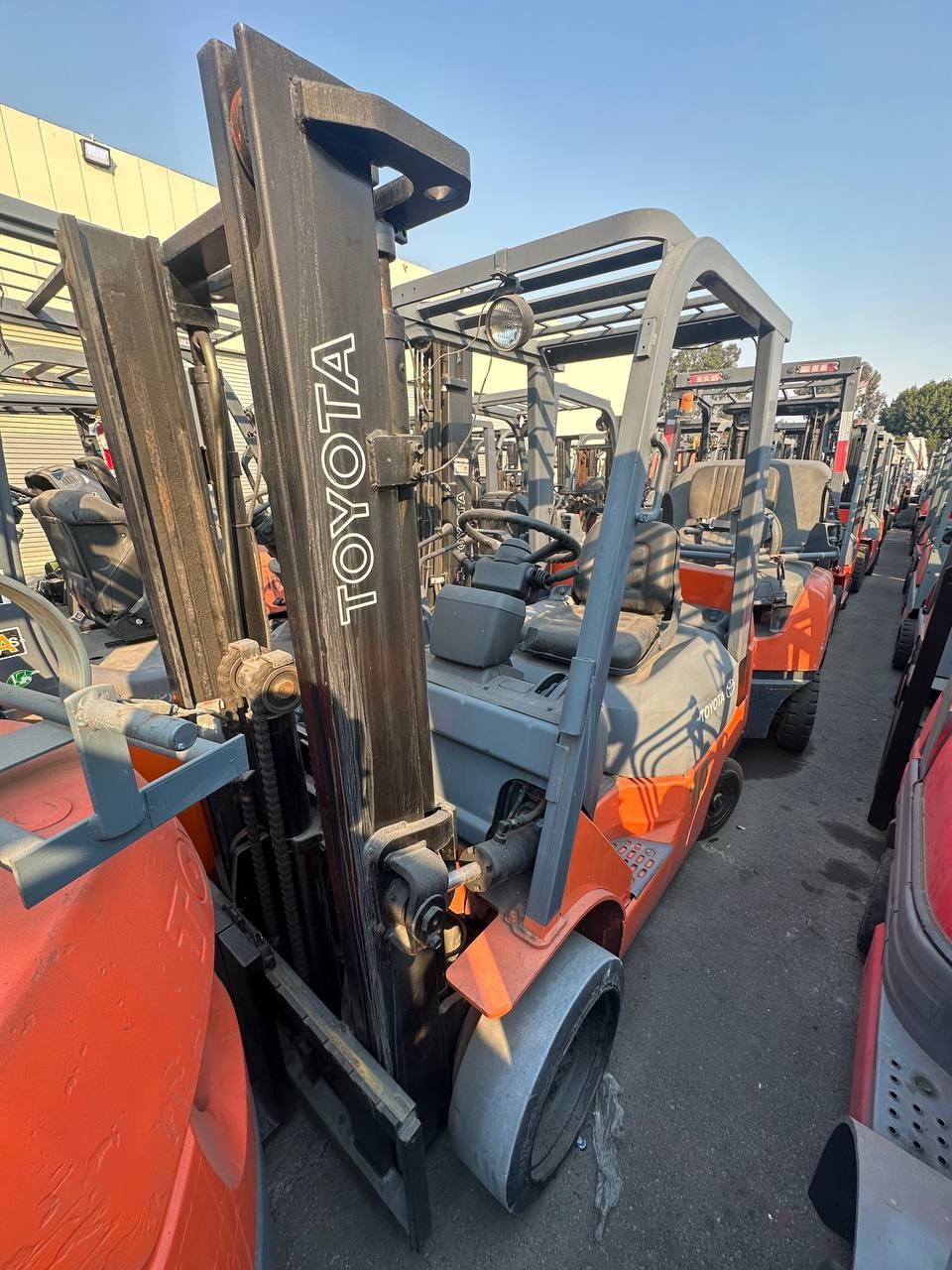 Toyota M7 Forklift For SALE , 2 St, 5000 Lbs ,