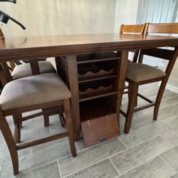 Awesome Deal Dining Room Table (Counter Height)