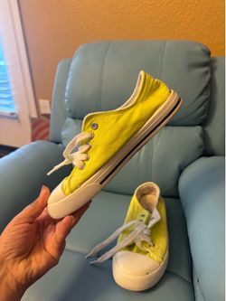 Big Kid Highlighter Green Shoes size 4