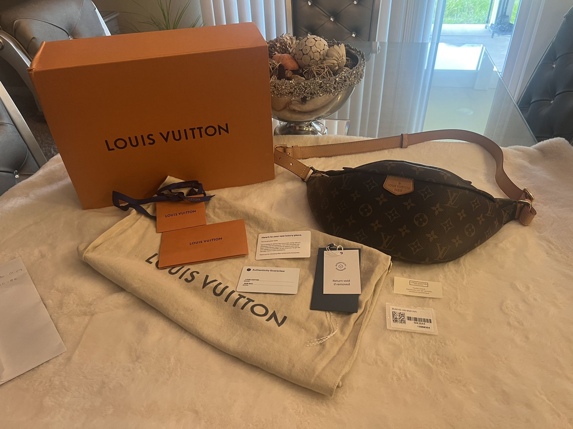Louis Vuitton Discovery Bumbag Monogram Eclipse Canvas,Louis  Vuitton,lv,Louis Vuitton Waist Bag,Louis Vuitton Crossover Bag,AUTHENTIC  for Sale in Los Angeles, CA - OfferUp