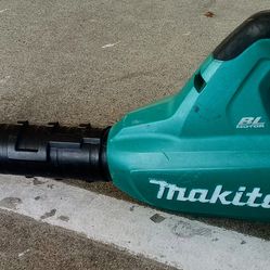 Makita 36v (18vx2) brushless blower (tool only)
