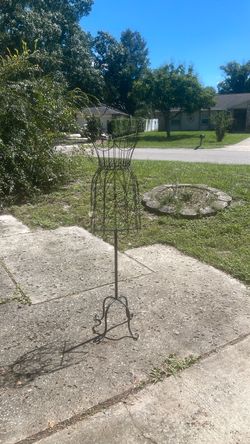 Metal mannequin