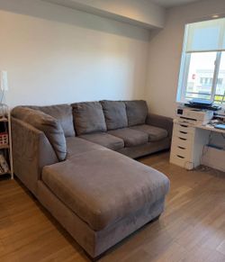 Ashley's Furniture 2pc Sectional