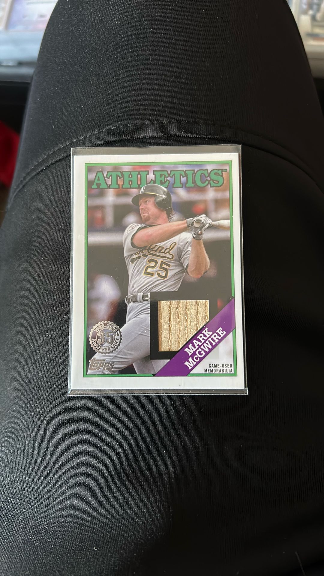 2023 Mark McGwire Topps 35th Anniversary Card