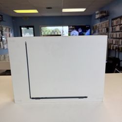 MacBook Air M3 Chip 16Gb Ram 512ssd New Sealed with Apple Care till Dec 2025