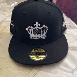 Supreme Crown Hat