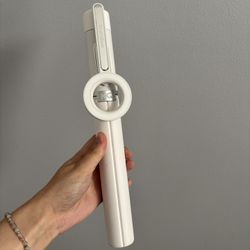64’ White MagSafe Tripod With Remote 