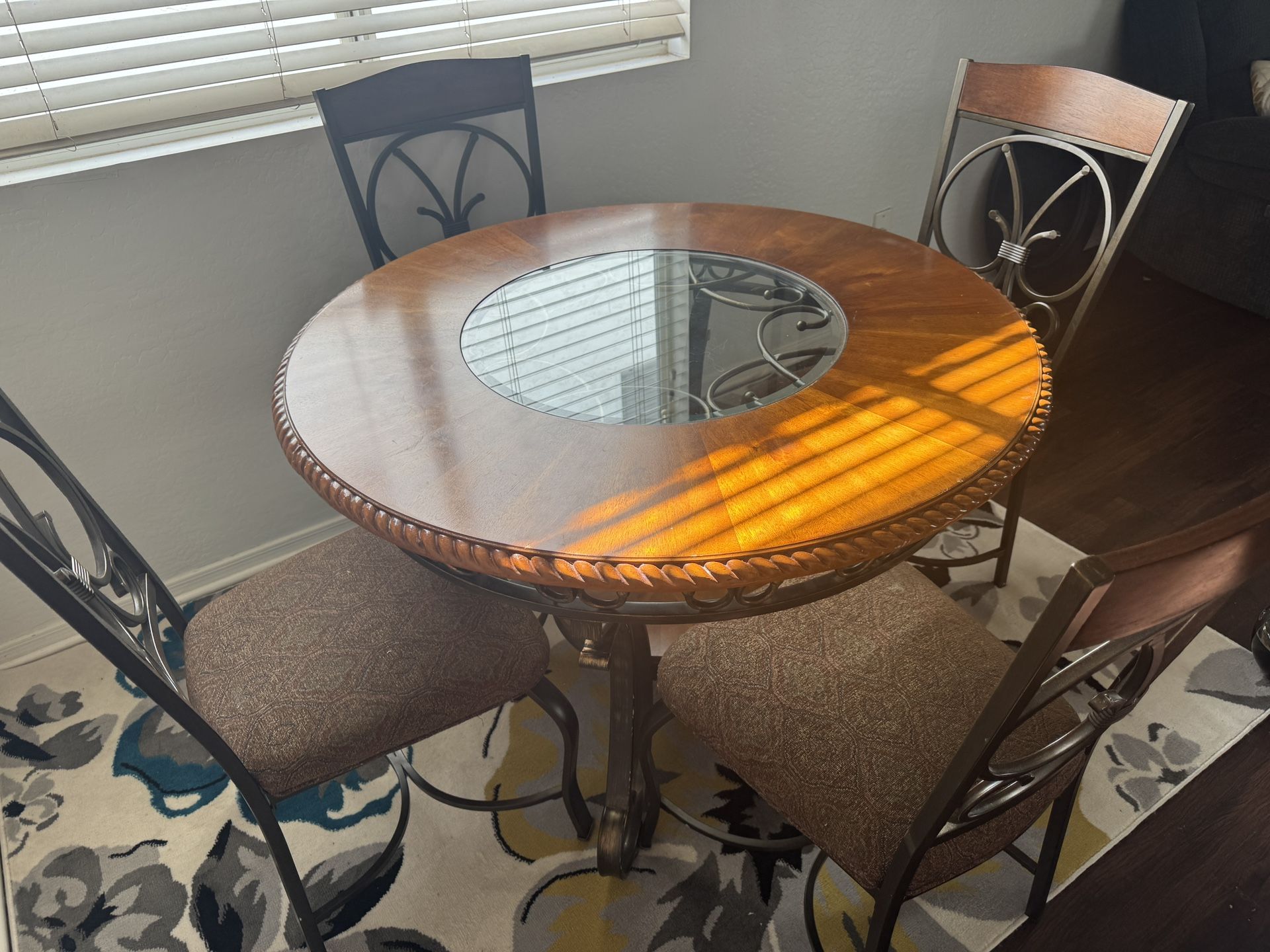 Dining Room Table 