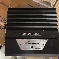 Alpine Amplifier 