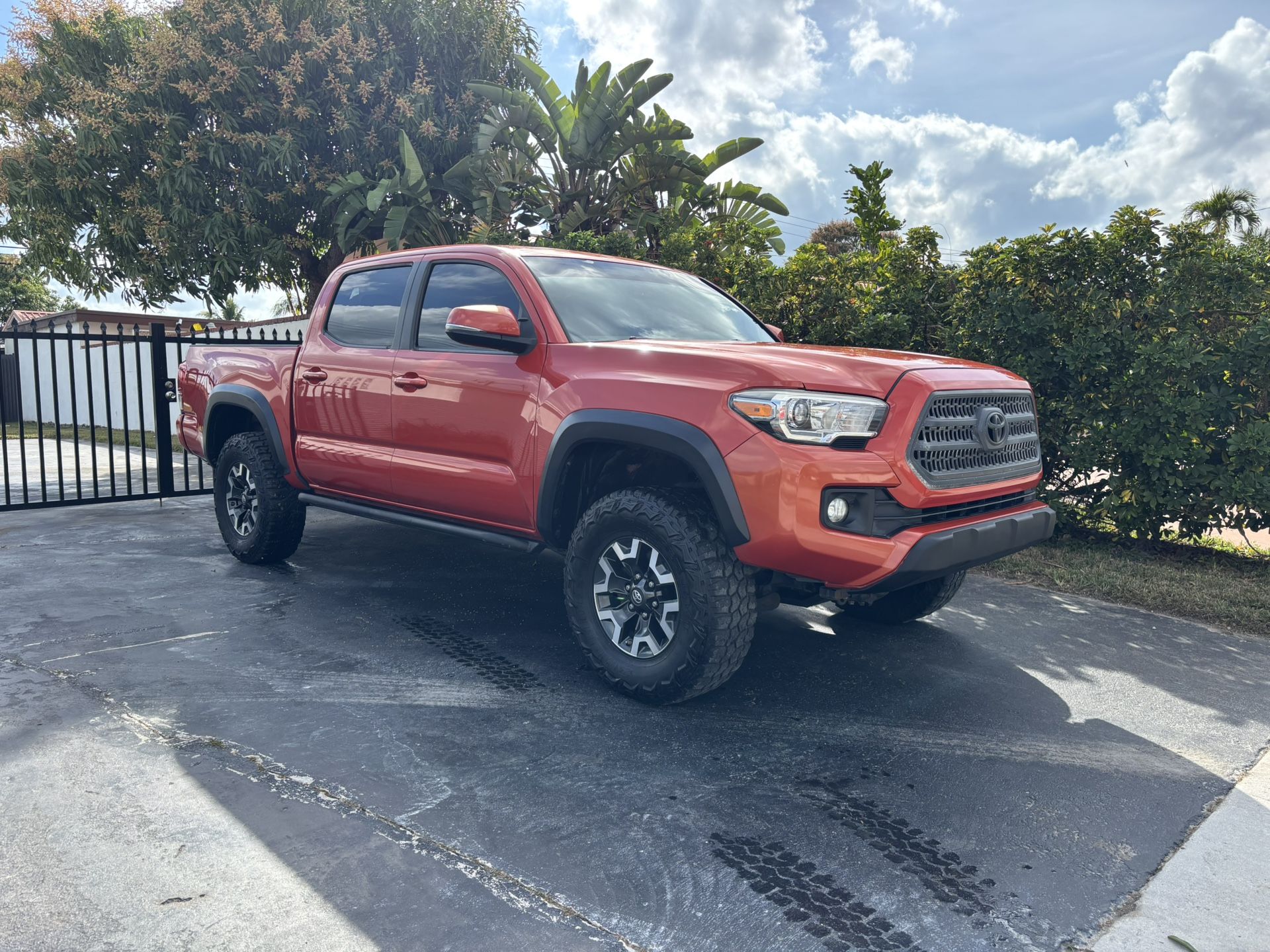 2017 Toyota Tacoma