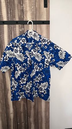 Men’s Blue Hawaiian Floral Aloha Short-Sleeve Shirt