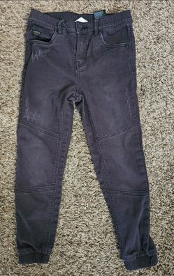 H&M Boy Jeans Dark Wash gray pants denim jogger Size 6-7 Small 6 7 Youth jean

Size 6-7 Regular, dark wash, Distressed, jogger style
Good pre-owned co