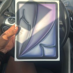 iPad Air 11-inch (M3) WiFi Space Gray