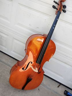 MINT 4/4 Cello