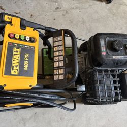 4400 PSI Dewalt Pressure Washer
