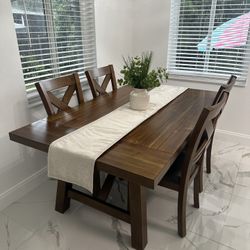 Dining Room Table 