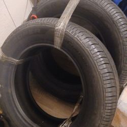 Brand New Tires Size P245/60R18