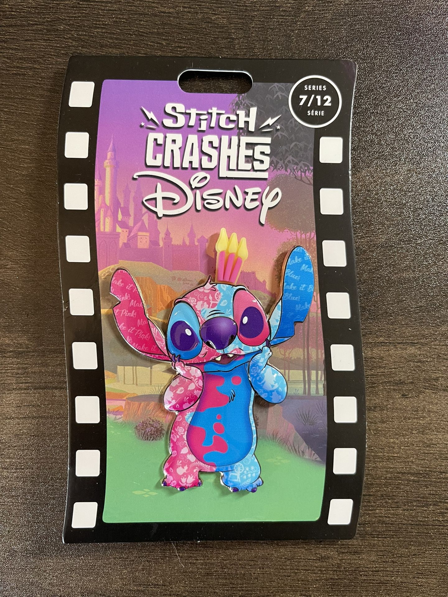 Stitch Crashes Disney Pin - Series 7/12 - Sleeping Beauty