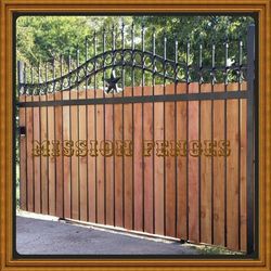Fences and gates, portones y cercas.