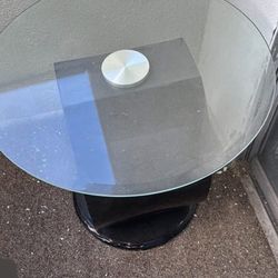 glass side table 