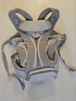 Ergobaby Omni Breeze