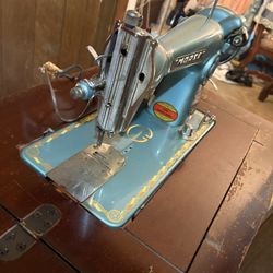 Sewing Machine 