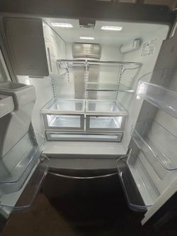 LG French Door Refrigerator with PureAir Ultra II