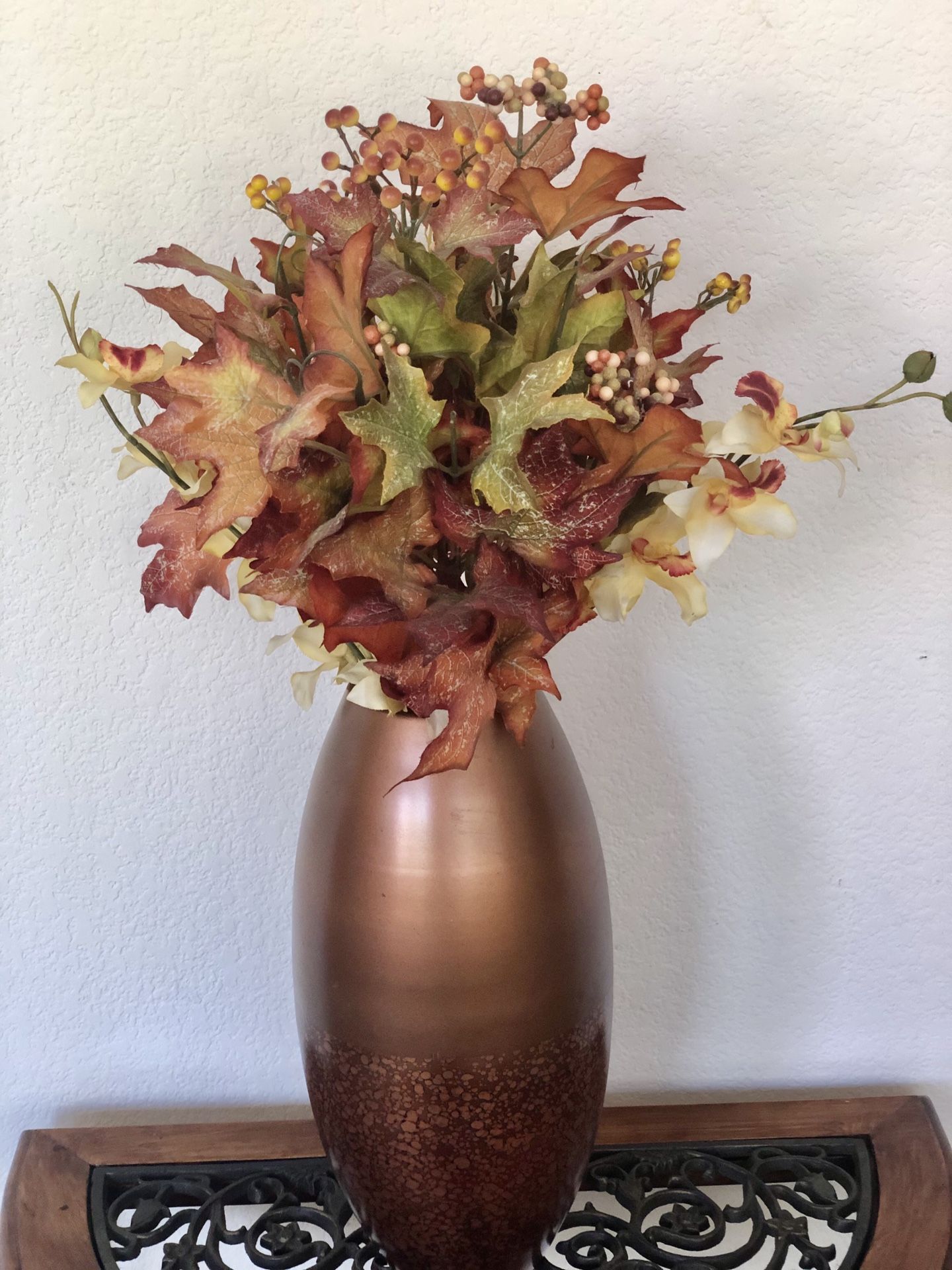 Beautiful Vase Copper Tone With Flowers