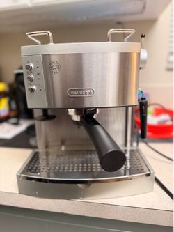 De'Longhi EC702 15-bar pump espresso maker