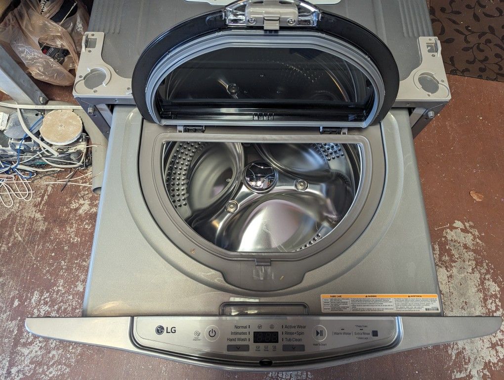 Never Used LG Washer Pedestal