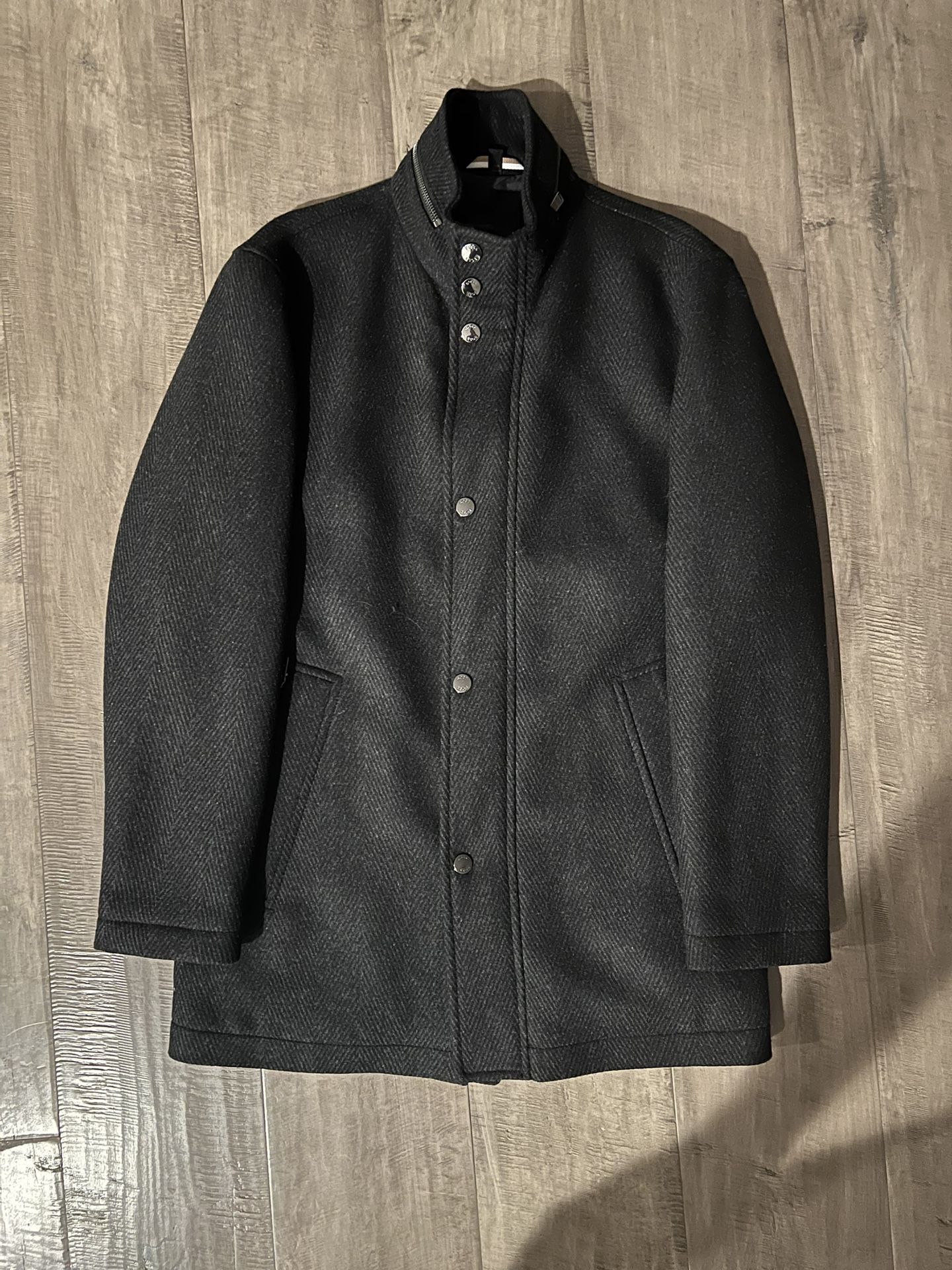 Brand New Hugo Boss Wool Coat (Fits Medium,Never Worn)