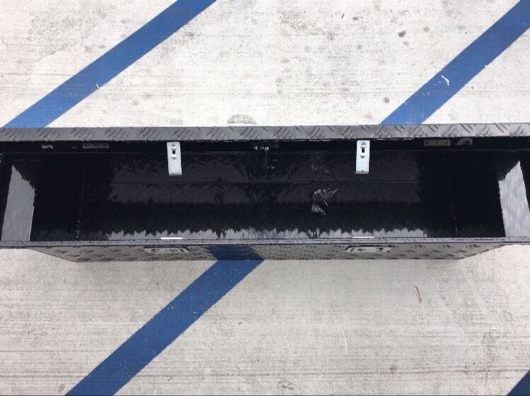 #50 Aluminum Truck Storage Tool Box