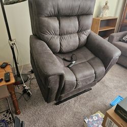 VIVA LIFT, LIFT CHAIR. WIDE