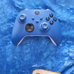 Blue Xbox One Controller Very Light Stick Drit