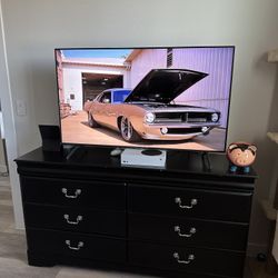 Samsung 50” Crystal UHD TV